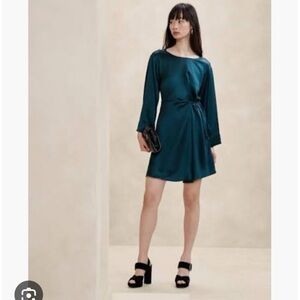 NWT Banana Republic Trevino Hammered Satin Dress Monsoon Teal M